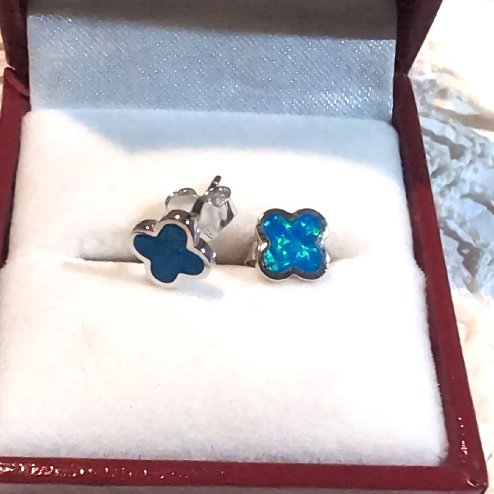 Dainty Inlay Turquoise Earrings